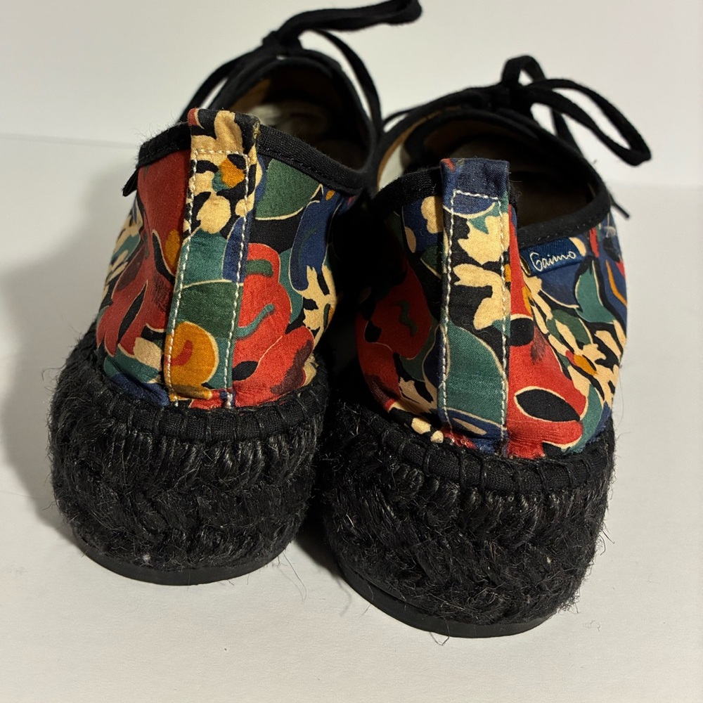 Gaimo Floral Espadrille Sneakers - Picture 8 of 9